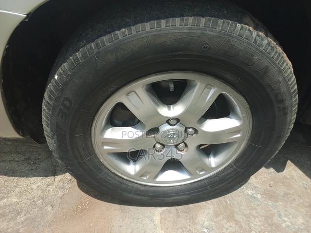 Toyota Highlander 2006 Gold