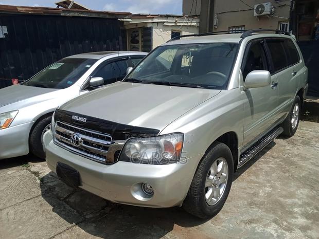 Toyota Highlander 2006 Gold