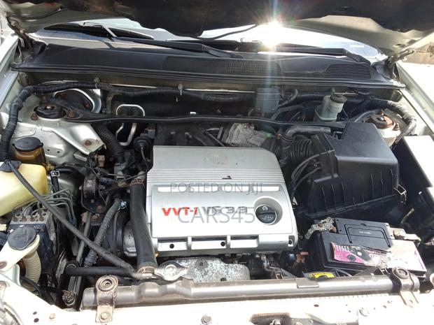 Toyota Highlander 2006 Gold