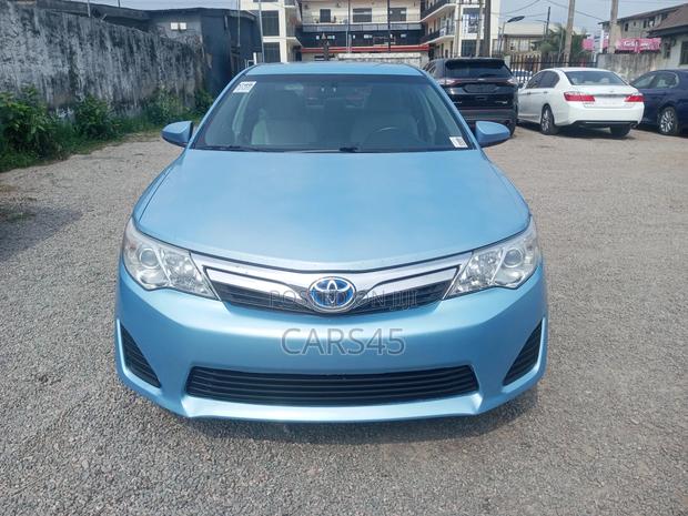 Toyota Camry 2012 Blue
