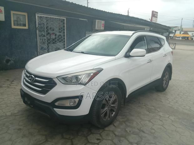 Hyundai Santa Fe 2015 White