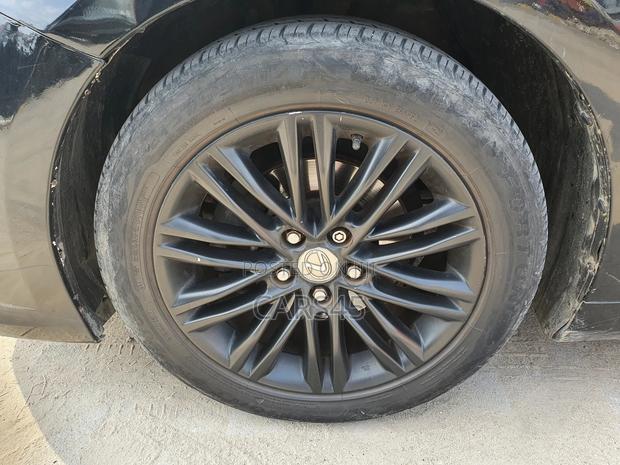 Lexus ES 2014 Black