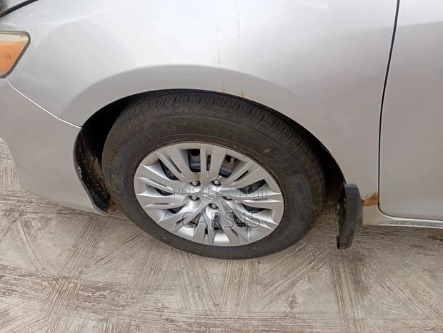 Toyota Camry 2013 Silver