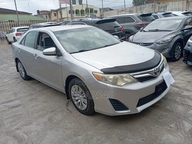 Toyota Camry 2013 Silver