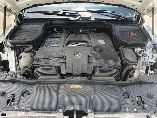 Mercedes-Benz GLE-Class 2025 White
