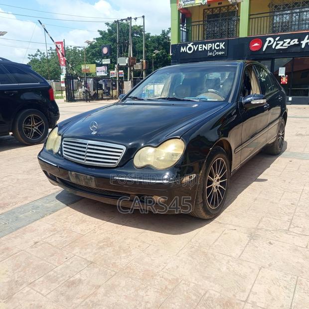 Mercedes-Benz C320 2006 Black