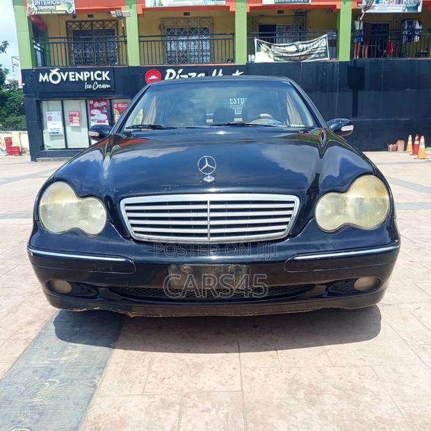 Mercedes-Benz C320 2006 Black