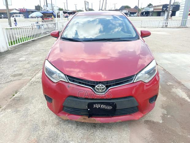 Toyota Corolla 2016 Red