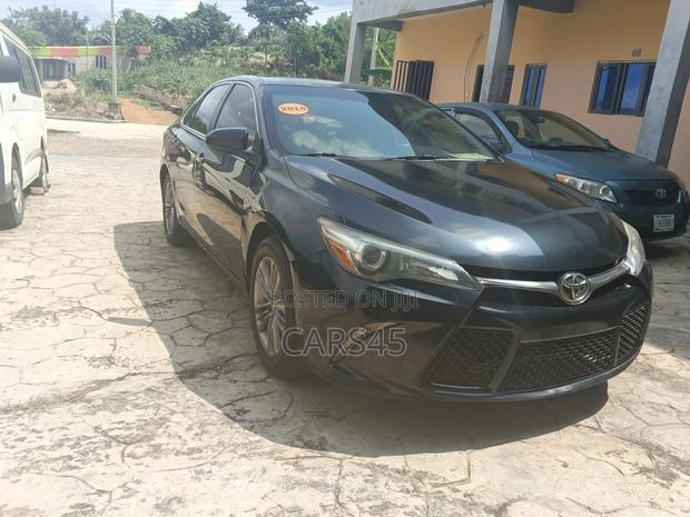 Toyota Camry 2015 Blue