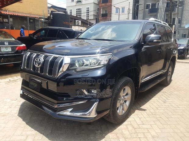 Toyota Land Cruiser 2022 Black