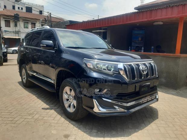 Toyota Land Cruiser 2022 Black