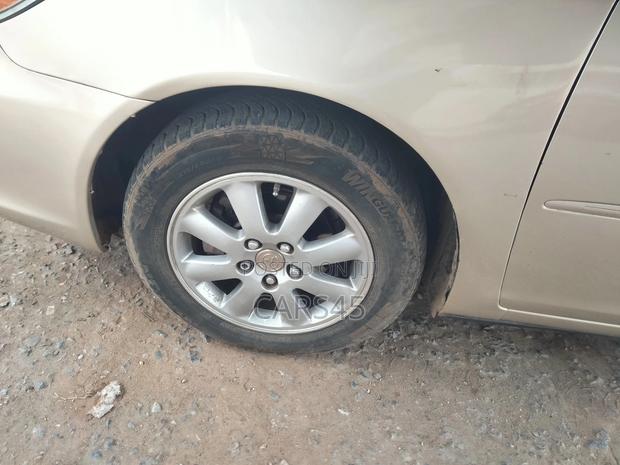 Toyota Camry 2003 Gold