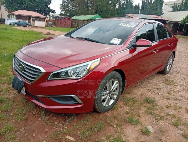 Hyundai Sonata 2016 Red