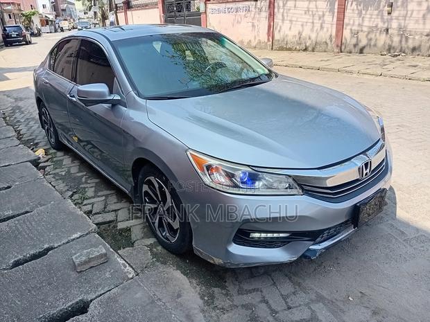 Honda Accord 2016 Silver