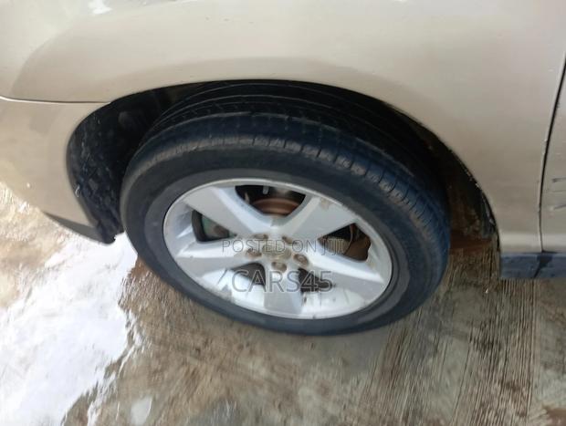Lexus RX 330 2006 Gold
