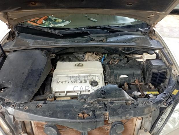 Lexus RX 330 2006 Gold
