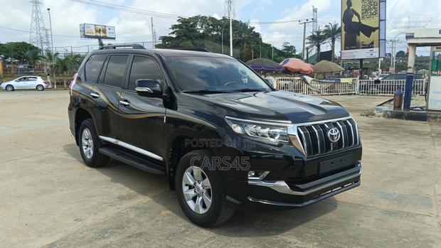 Toyota Land Cruiser Prado 2.7 2021 Black