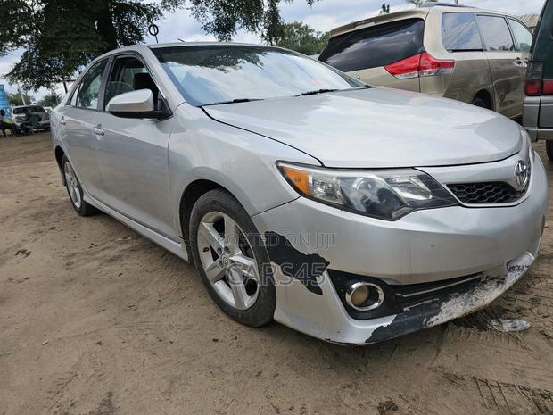 Toyota Camry 2013 Gray