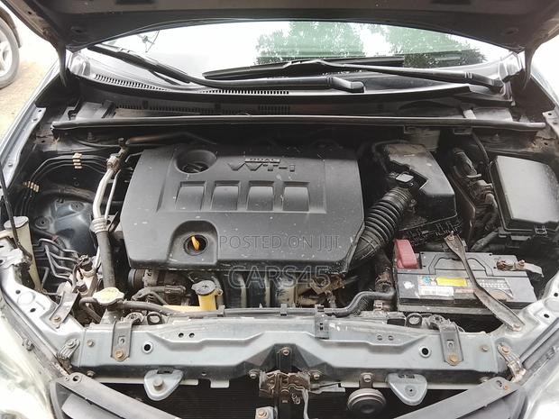 Toyota Corolla L 4dr Sedan (1.8L 4cyl Manual) 2016 Gray