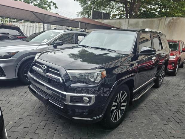 Toyota 4-Runner 2020 Black