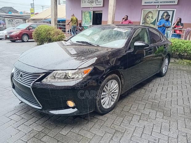 Lexus ES 2013 Black