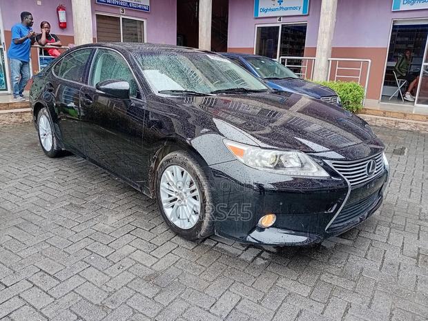 Lexus ES 2013 Black