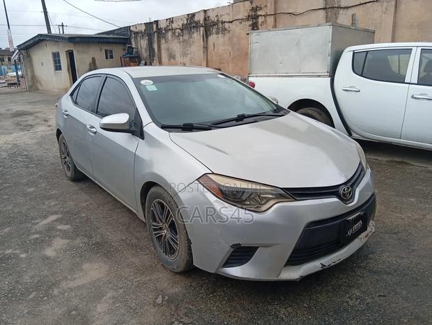 Toyota Corolla L 4dr Sedan (1.8L 4cyl 4A) 2014 Silver