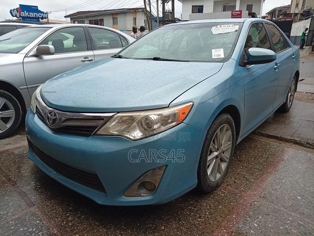 Toyota Camry 2013 Blue