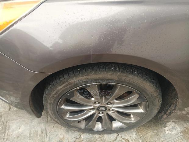 Hyundai Sonata 2012 Gray