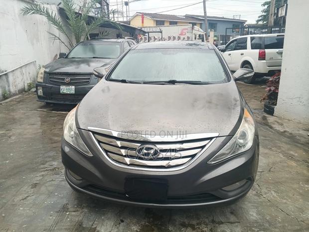 Hyundai Sonata 2012 Gray