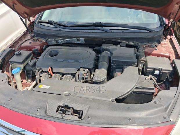 Hyundai Sonata 2016 Red