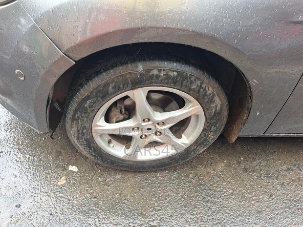 Ford Focus 2012 Gray