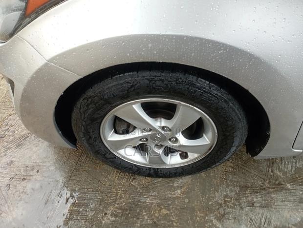 Hyundai Elantra 2014 White