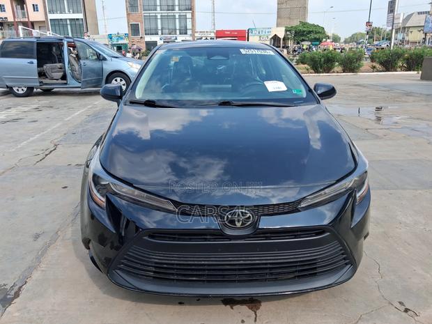 Toyota Corolla 2023 Black