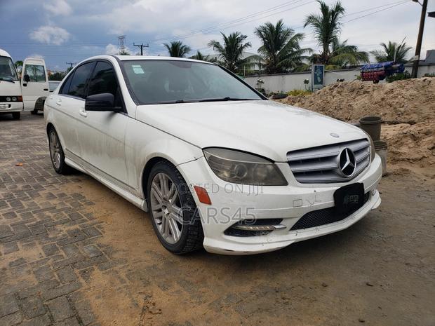 Mercedes-Benz C300 2008 White