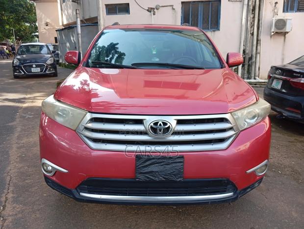 Toyota Highlander 2011 Red