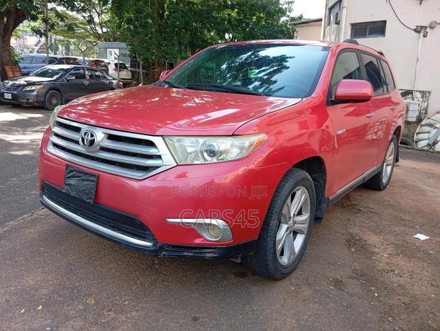 Toyota Highlander 2011 Red