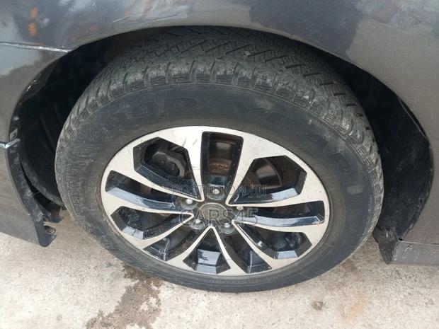 Toyota Camry 2010 Gray
