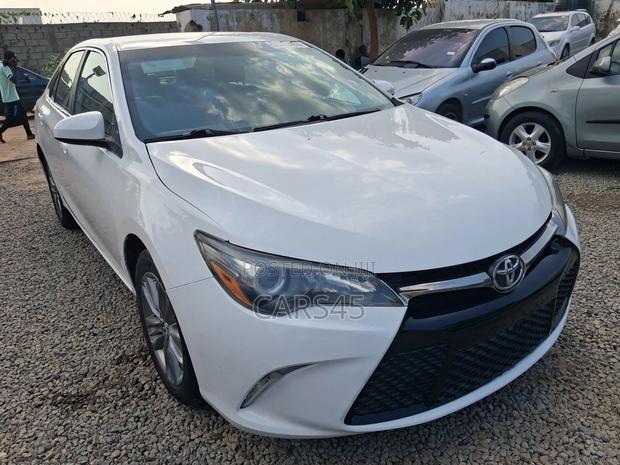 Toyota Camry 2016 White