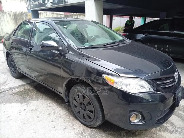 Toyota Corolla 2010 Red