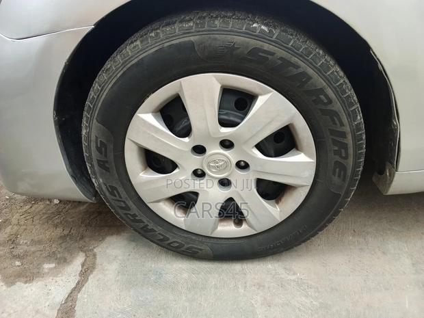 Toyota Camry 2011 Silver