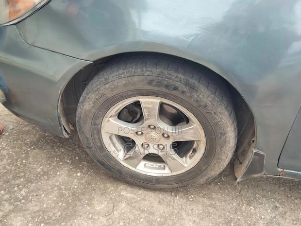 Toyota Camry 2002 Blue