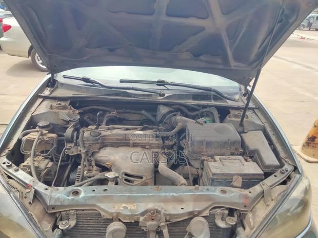 Toyota Camry 2002 Blue