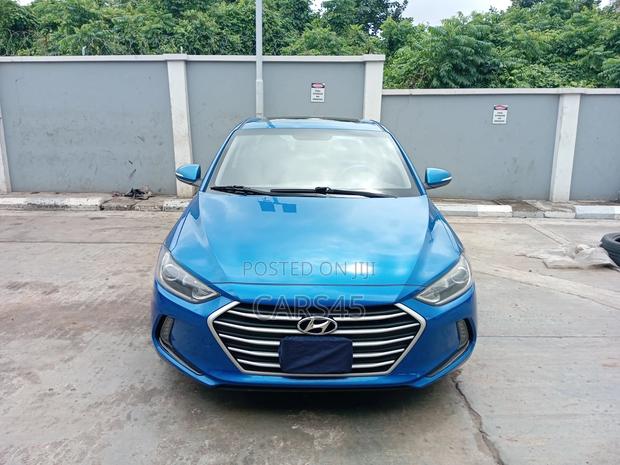 Hyundai Elantra 2018 Blue