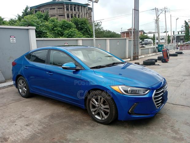 Hyundai Elantra 2018 Blue