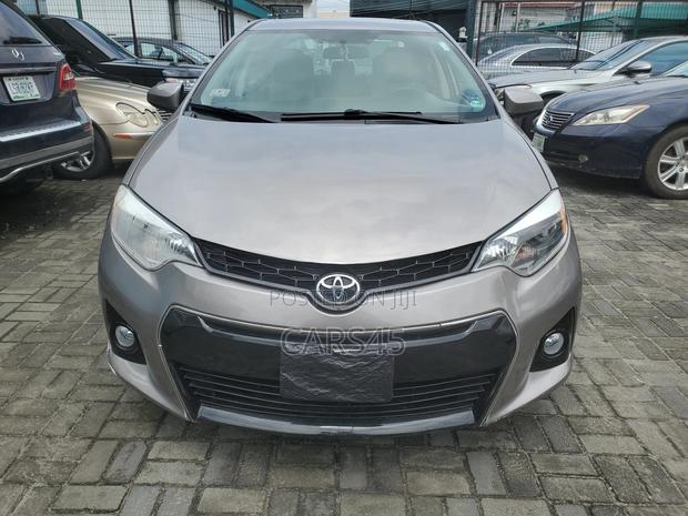 Toyota Corolla 2014 Gray