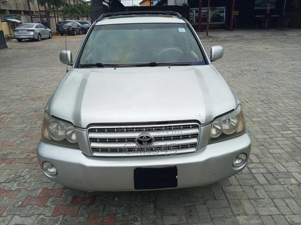 Toyota Highlander 2002 Silver