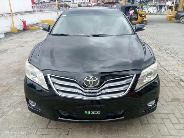 Toyota Camry 2010 Black