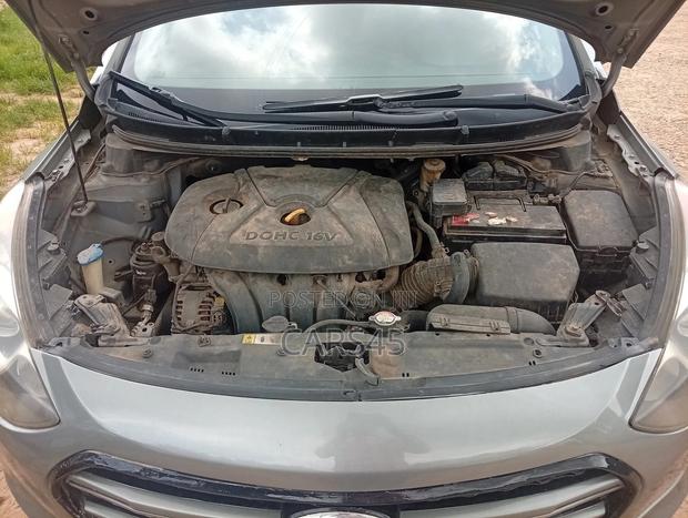 Hyundai Elantra 2013 Gray