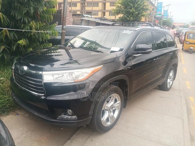 Toyota Highlander 2016 Black